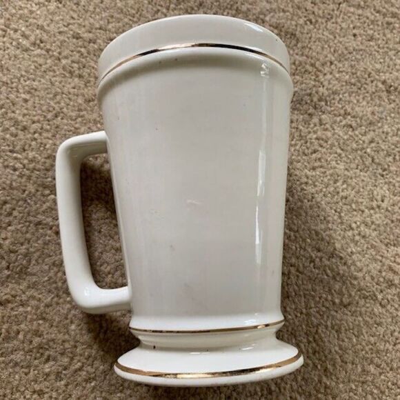 Busch Bavarian Beeri Stein Ceramic 5.5" Tall Tankard - Picture 3 of 5